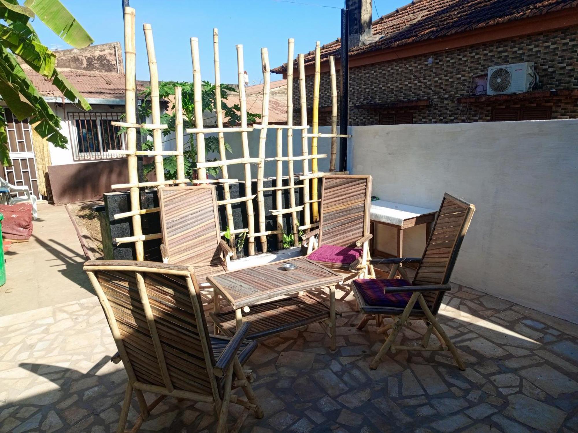 Casa Cacheu Homestay Guest House Бисау Экстерьер фото