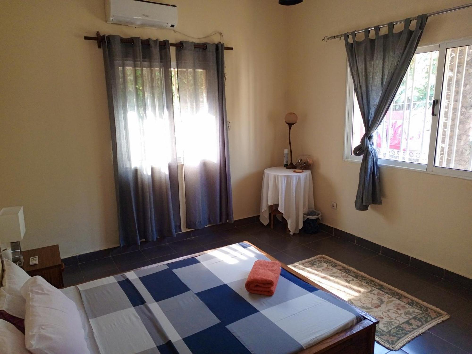 Casa Cacheu Homestay Guest House Бисау Экстерьер фото